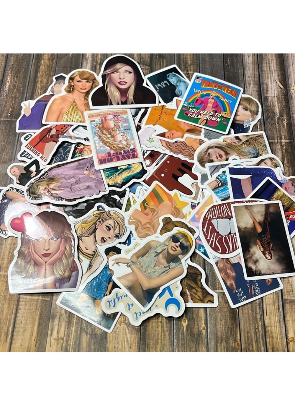 5for$10 Singer Taylor Swift
Album 50Pc of Stickers Waterbottle, Notebook, TS14